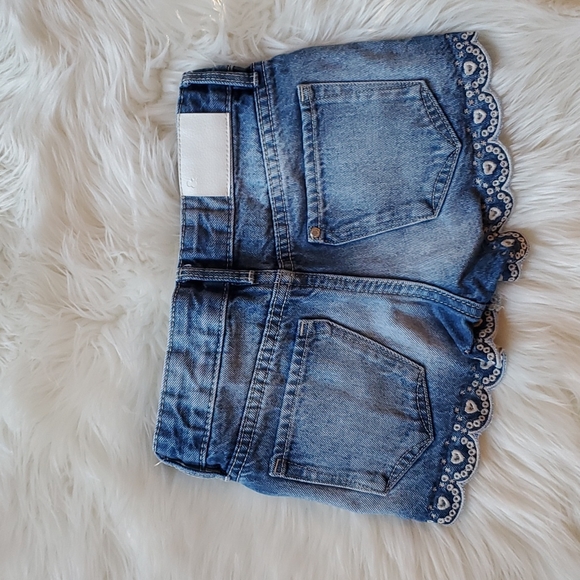 & denim jean shorts - Picture 2 of 3